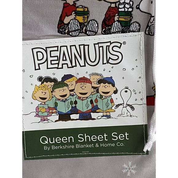 Peanuts Snoopy Woodstock QUEEN SIZE Sheet Set Sally Charlie Brown Christmas NEW - Picture 2 of 15